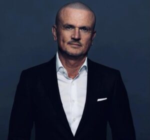 Thomas Oliver Müller mit Expertenlob für Deutsche Finance Investment Fund 23 – Club-Deal UK-Logistik